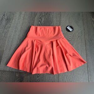 ExoticAthletica Performance High Waisted Simple Skort in Neon Coral Size Medium